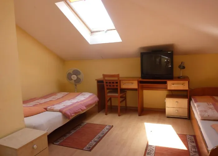 Arka Мини-отель Лодзь